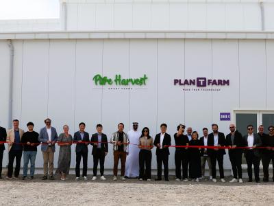 Pure Harvest PlanT Farm Opening - Team Shot